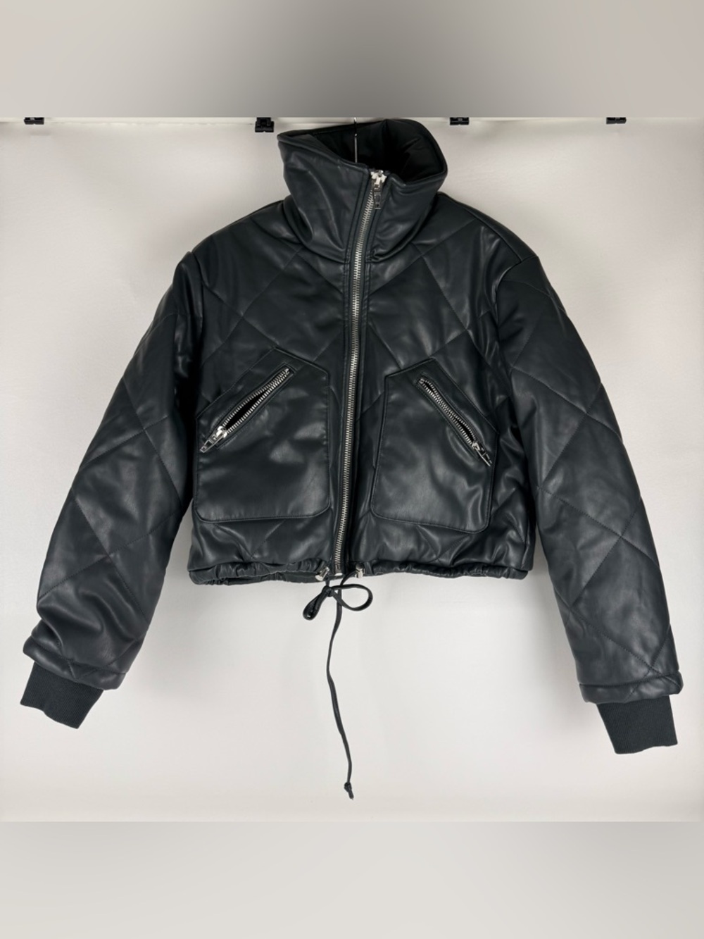 NWT BLANKNYC Black Quilted Vegan Leather Cropped Puffer Jacket - Size XS